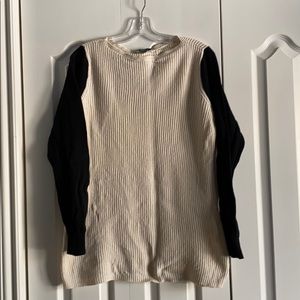 Long sleeve sweater
